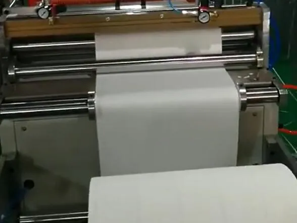Filter paper loading into a pleating machine